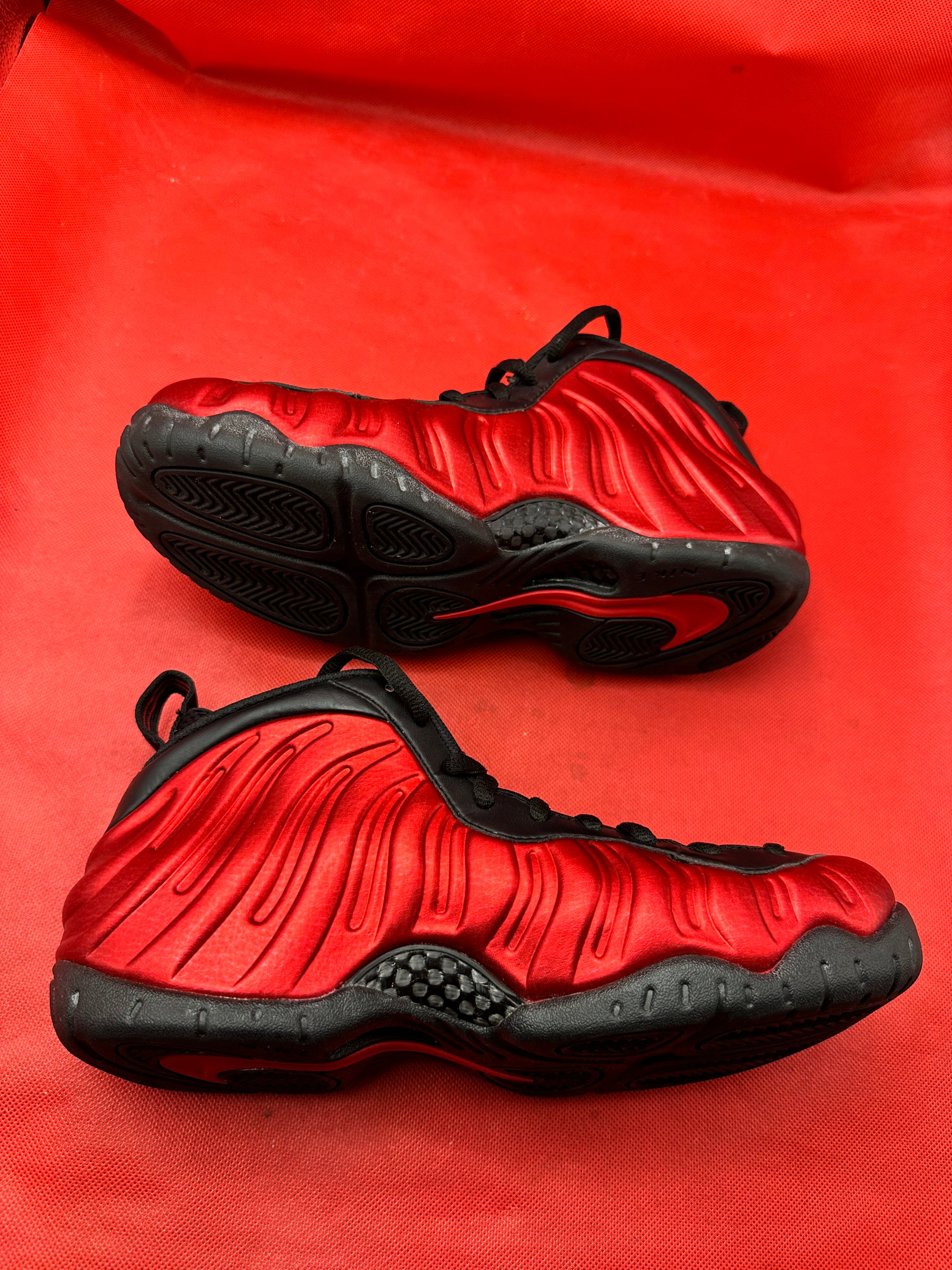 University Red Nike Foamposite Size 8.5