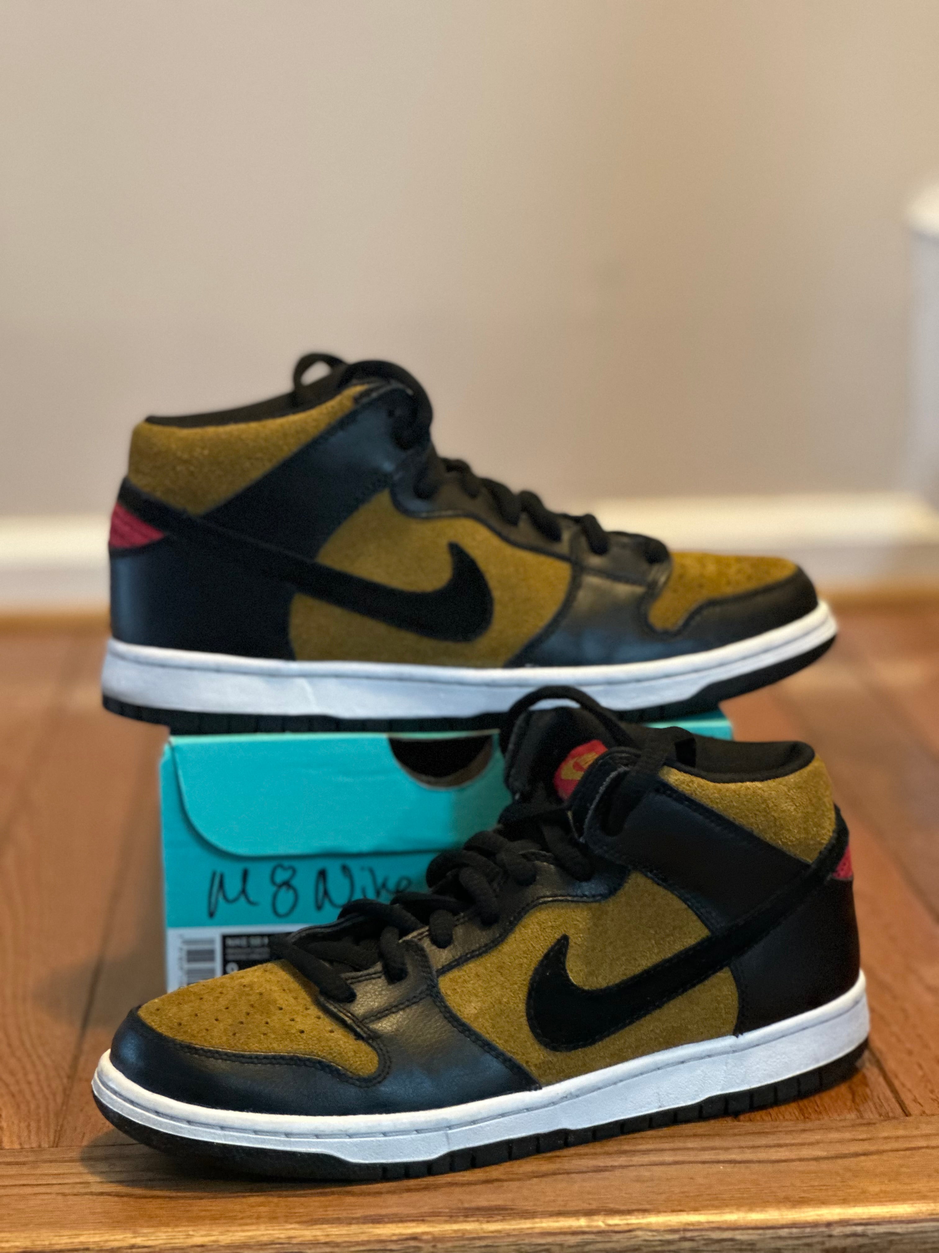 Golden Hops Nike SB Dunk size 8