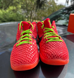 Zoom Kobe 6 Reverse Grinch Size 4.5Y