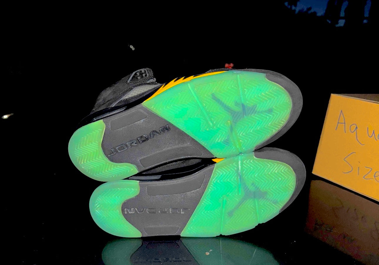 Aqua 5s Size 8