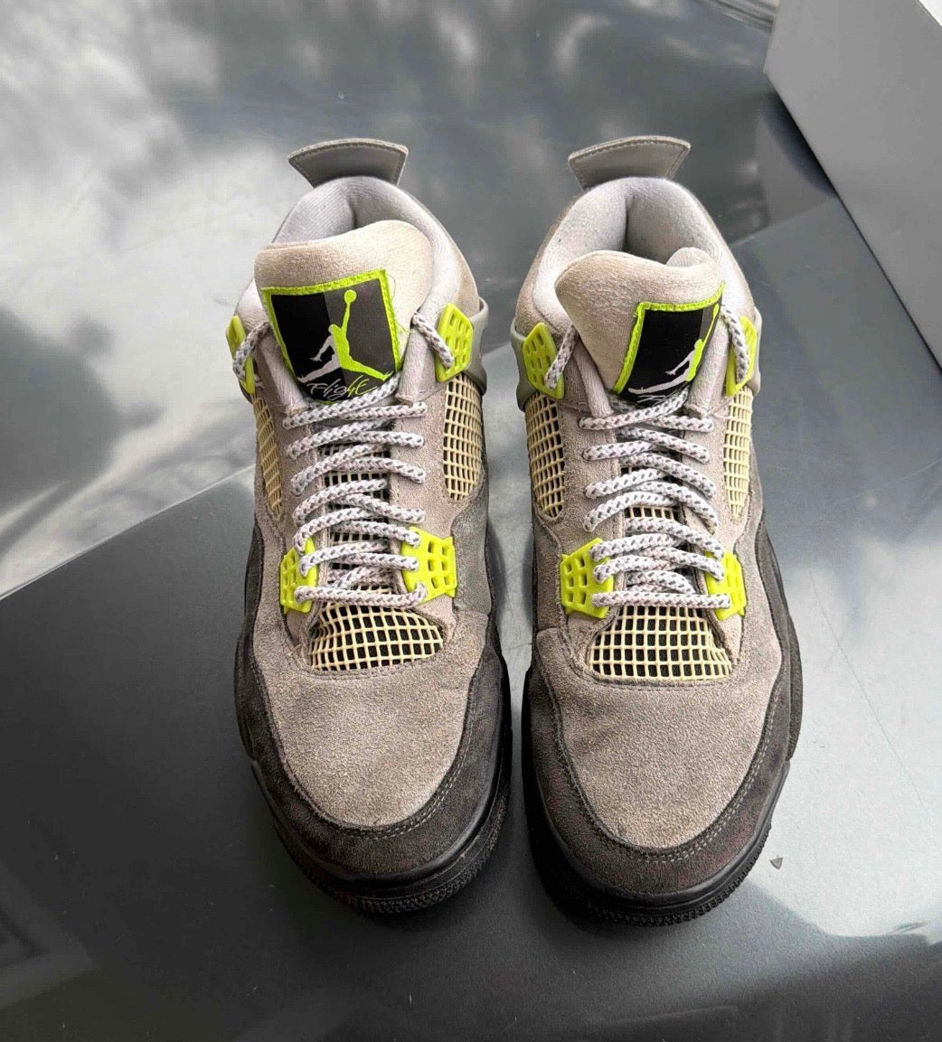 Neon 95 4s Size 9.5