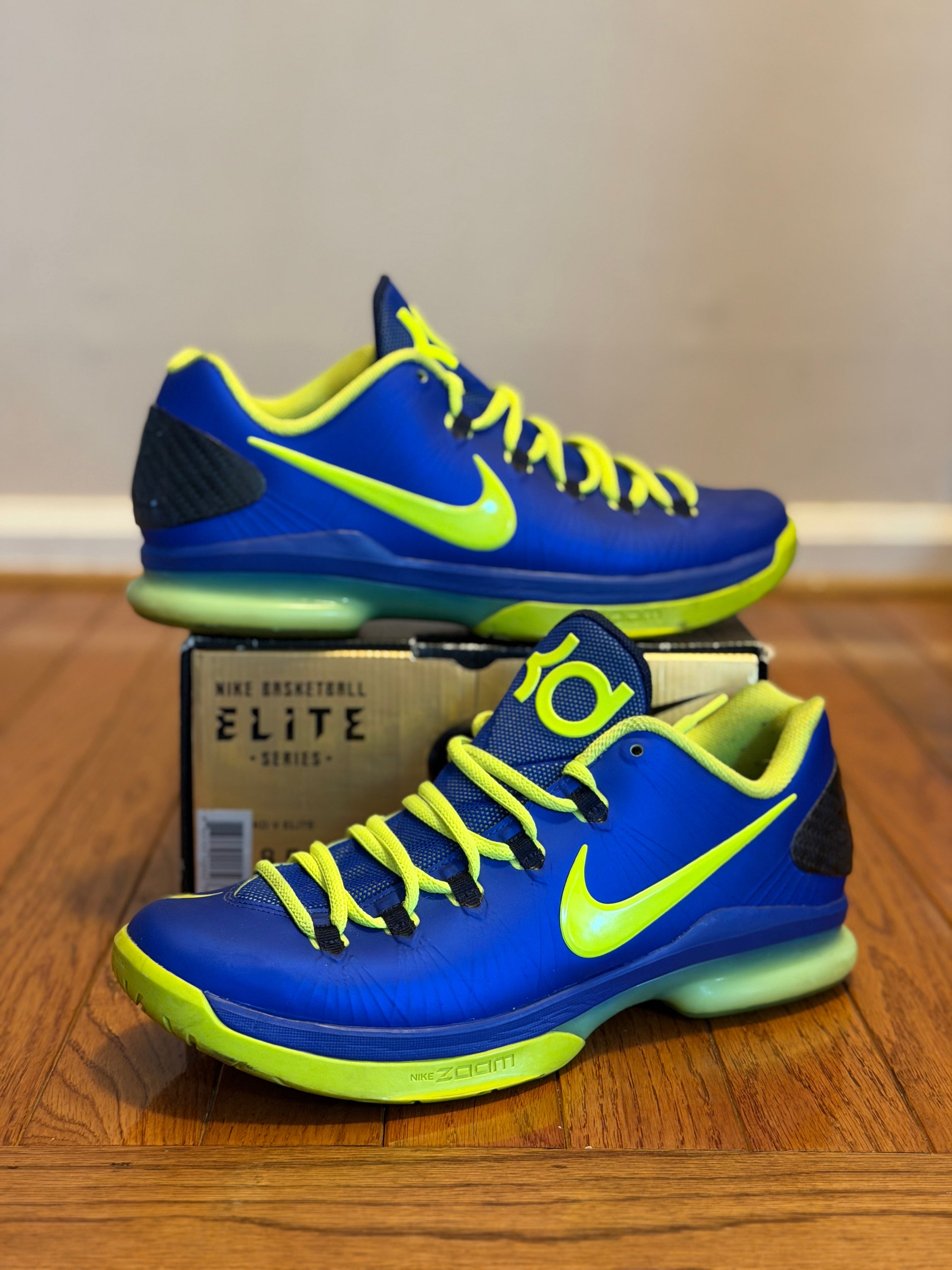Superhero KD V Elite size 8.5