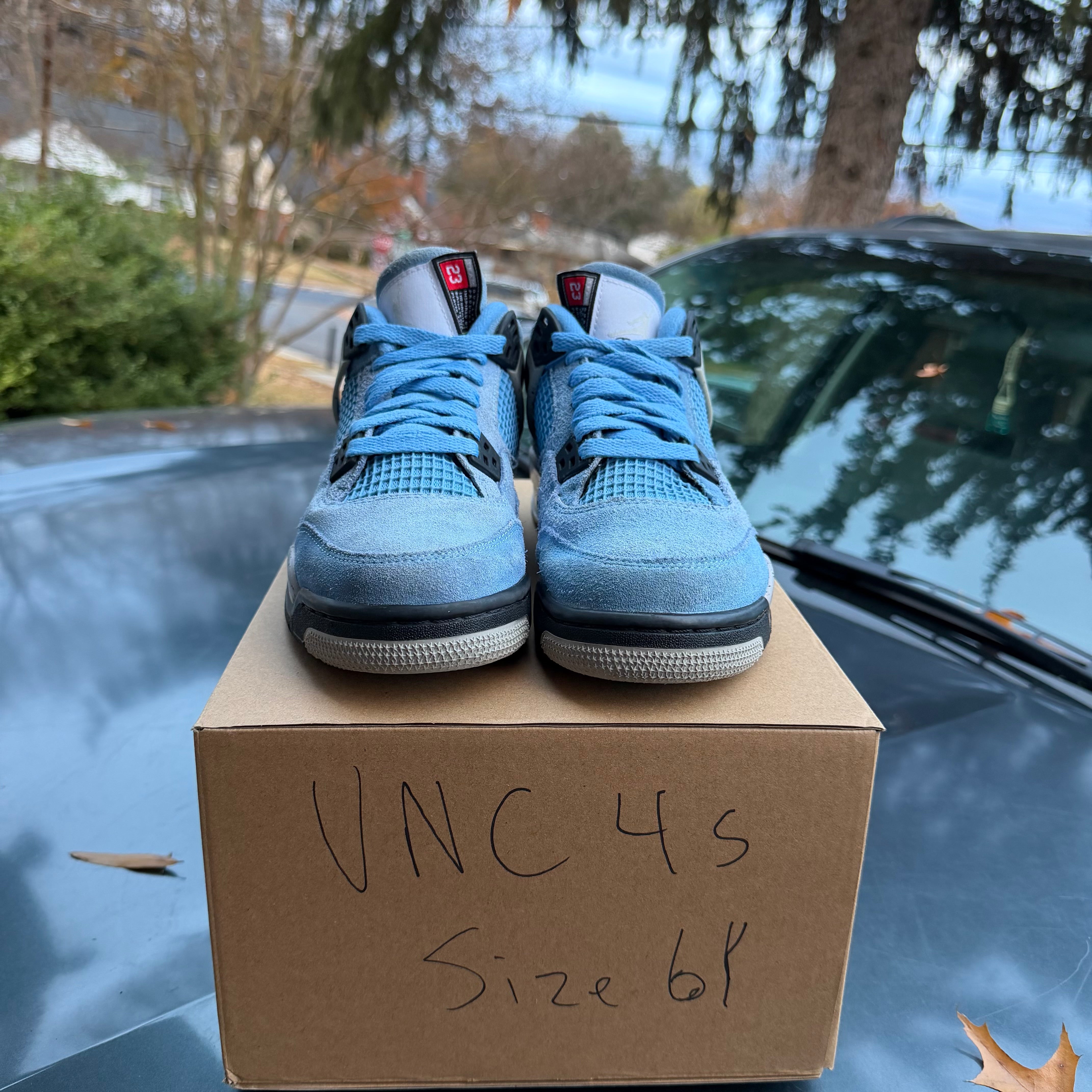 University Blue 4s Size 6Y