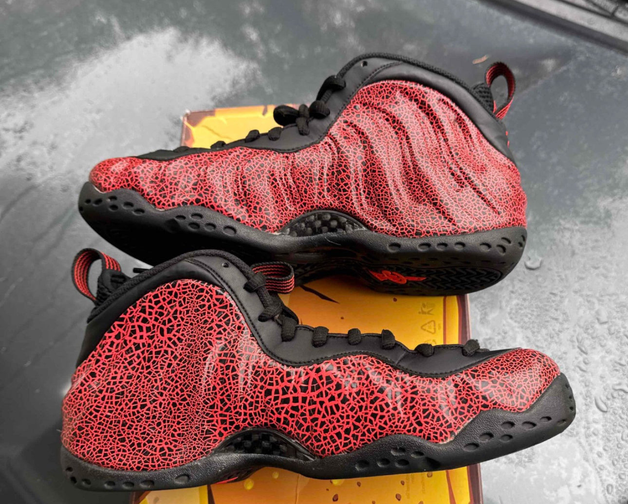Cracked Lava Foams Size 8