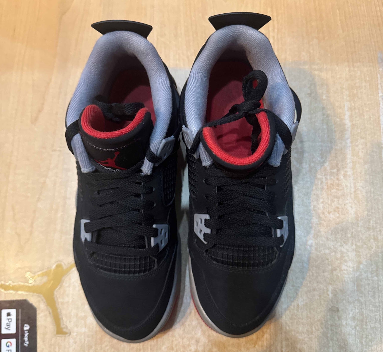 Bred 4s Size 6Y