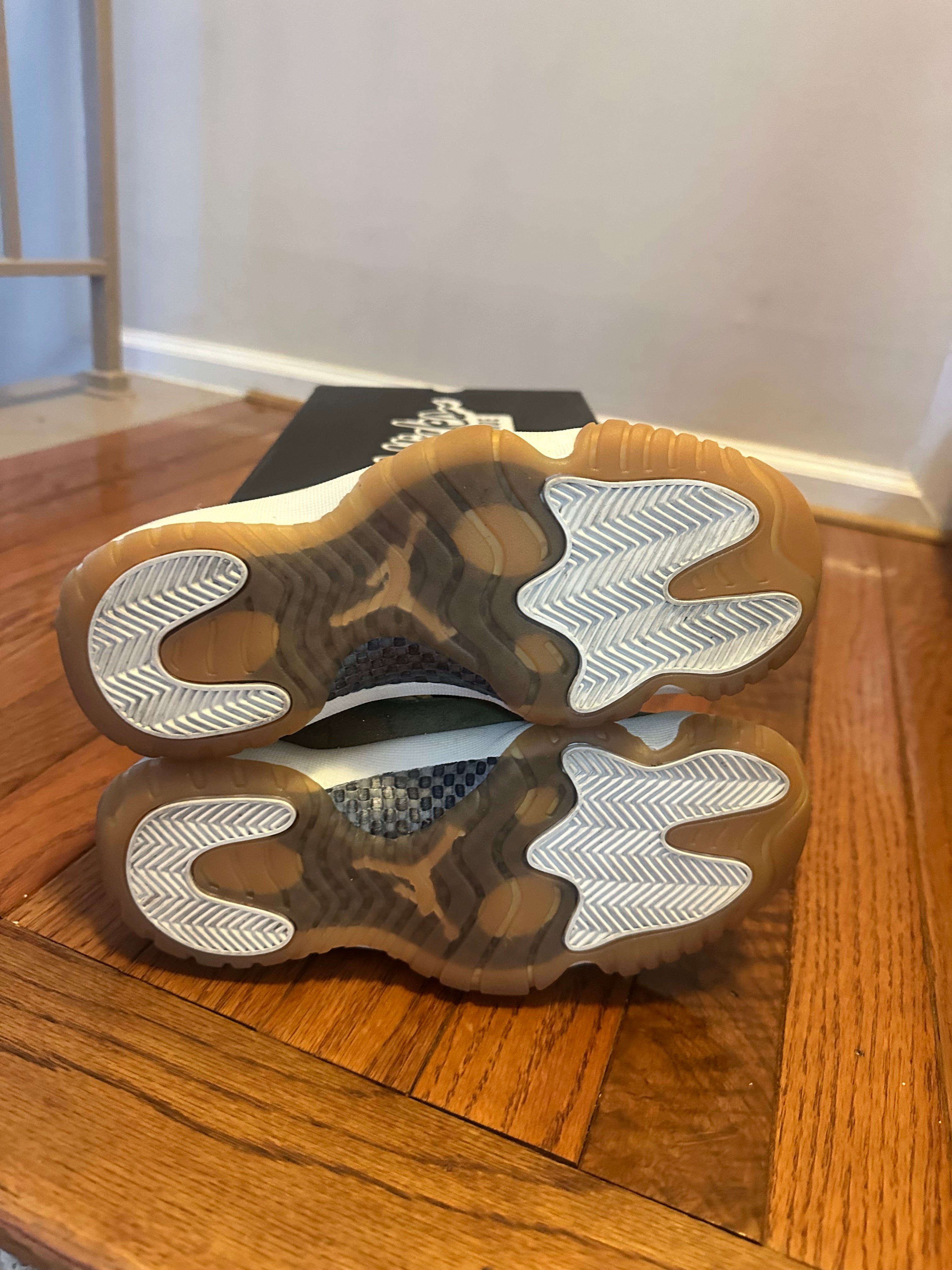 Neutral Olive 11s size 5.5