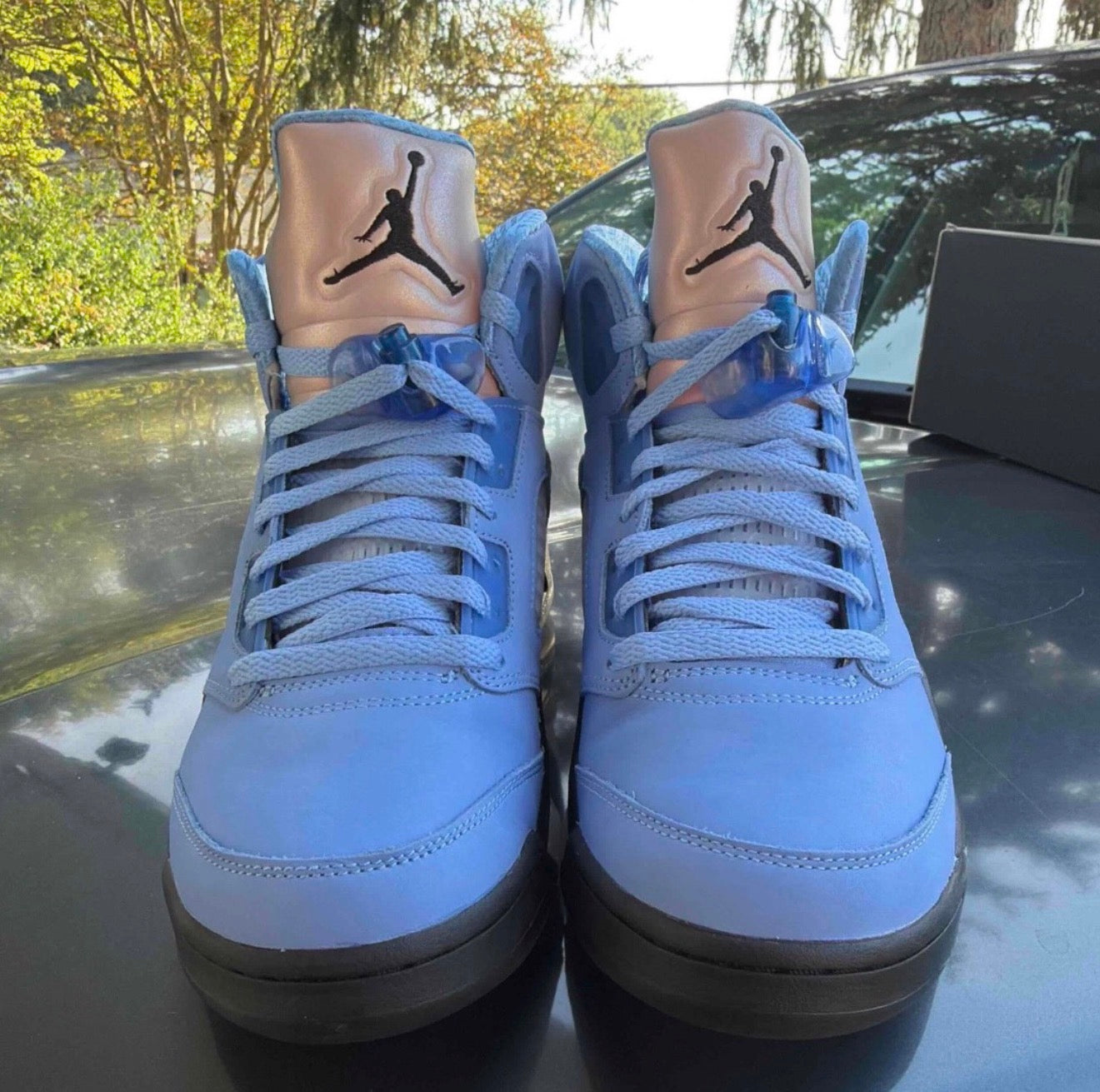 UNC 5s Size 9