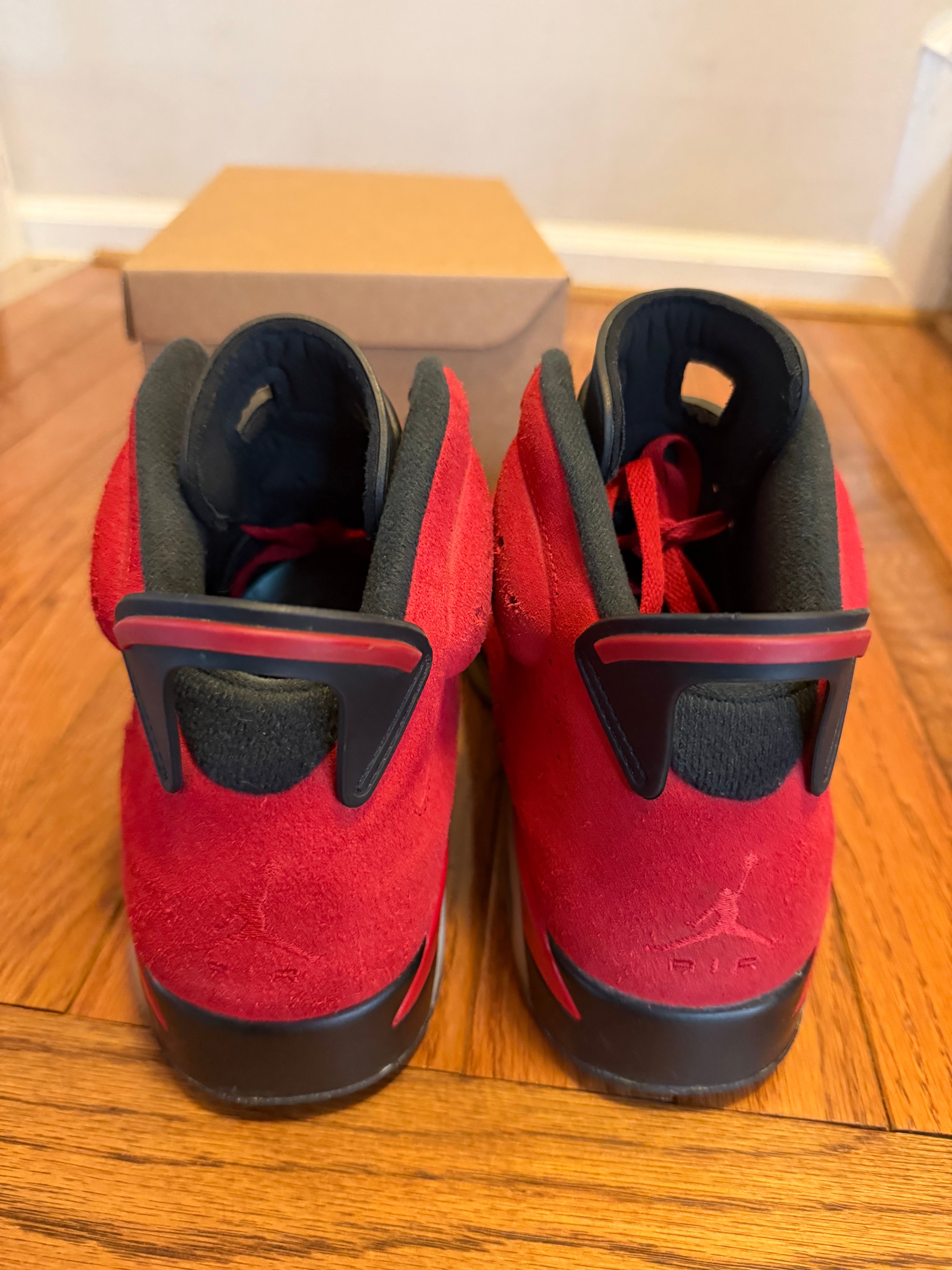 Toro Bravo 6s size 10.5