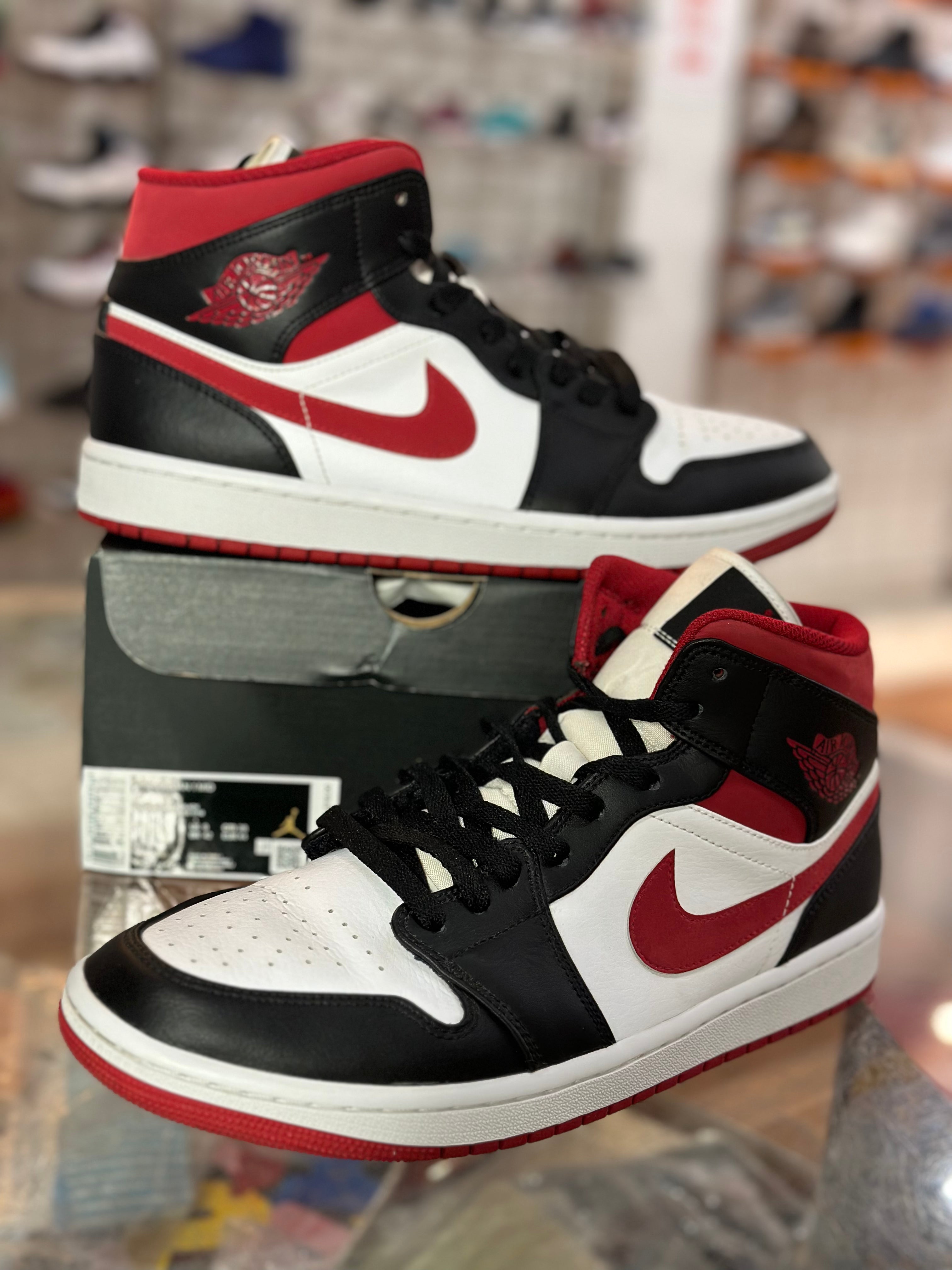 Gym Red 1s size 10