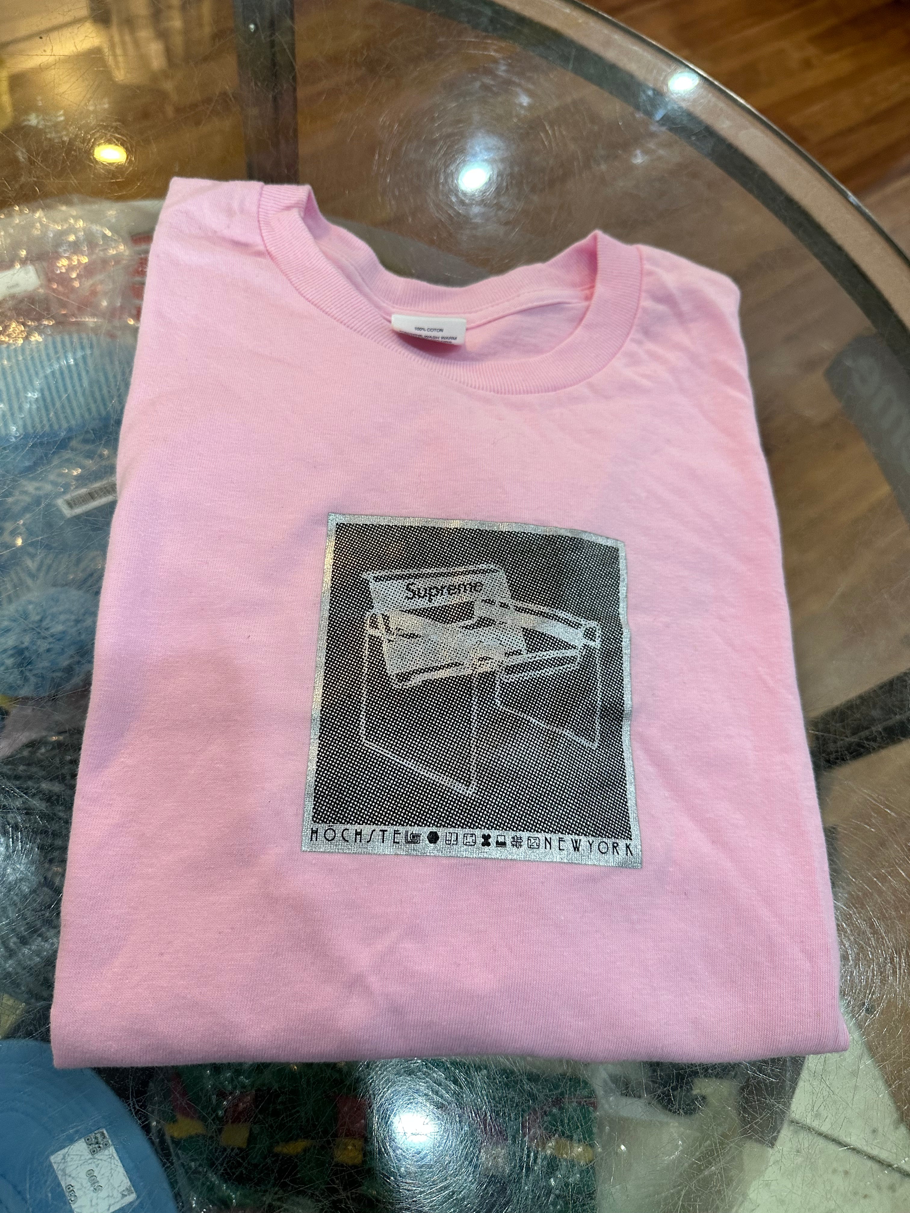 Brand new Light Pink Supreme Chair Tee Size Xlarge
