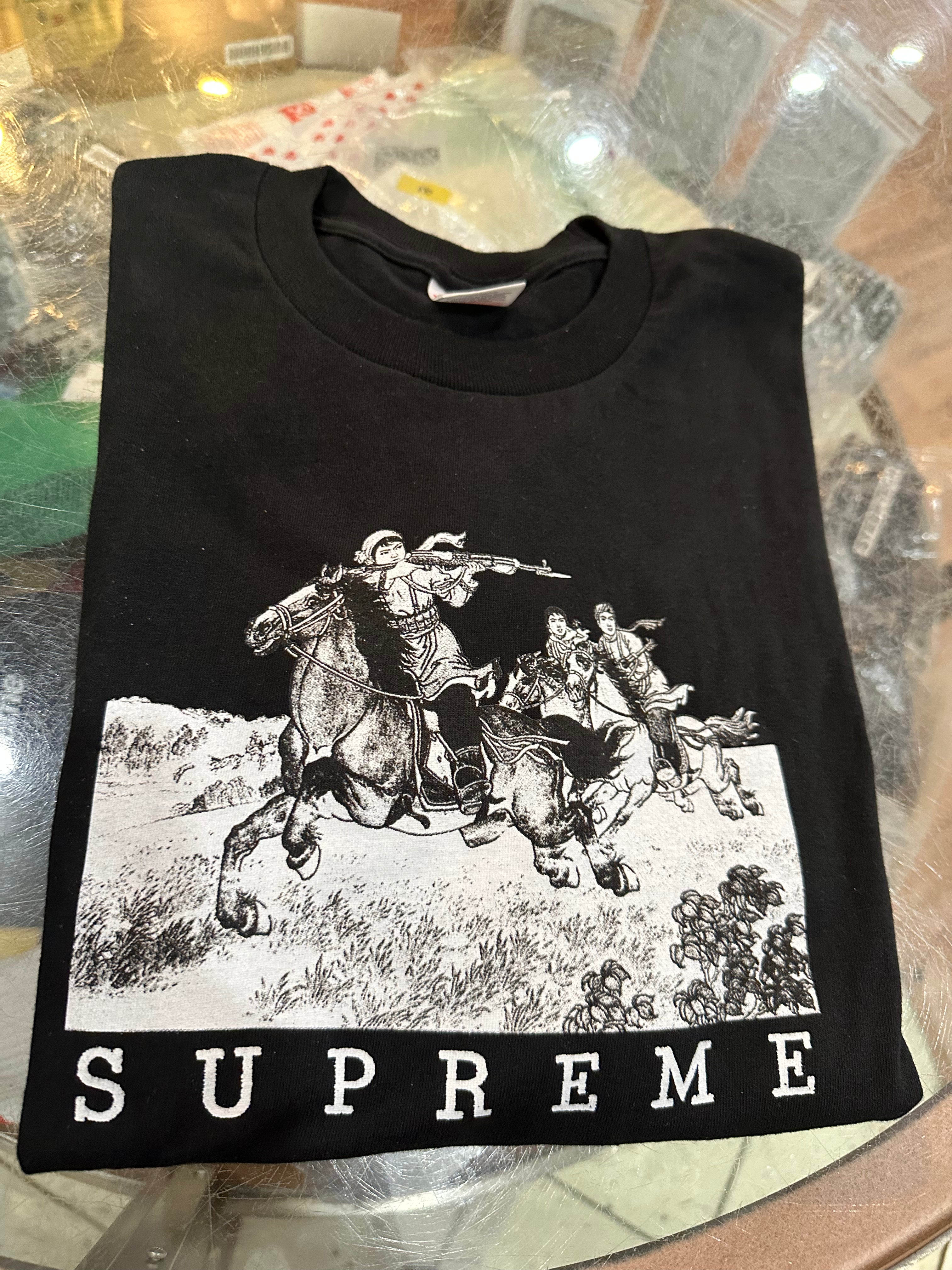 Brand new Black Supreme Riders Tee Size Medium