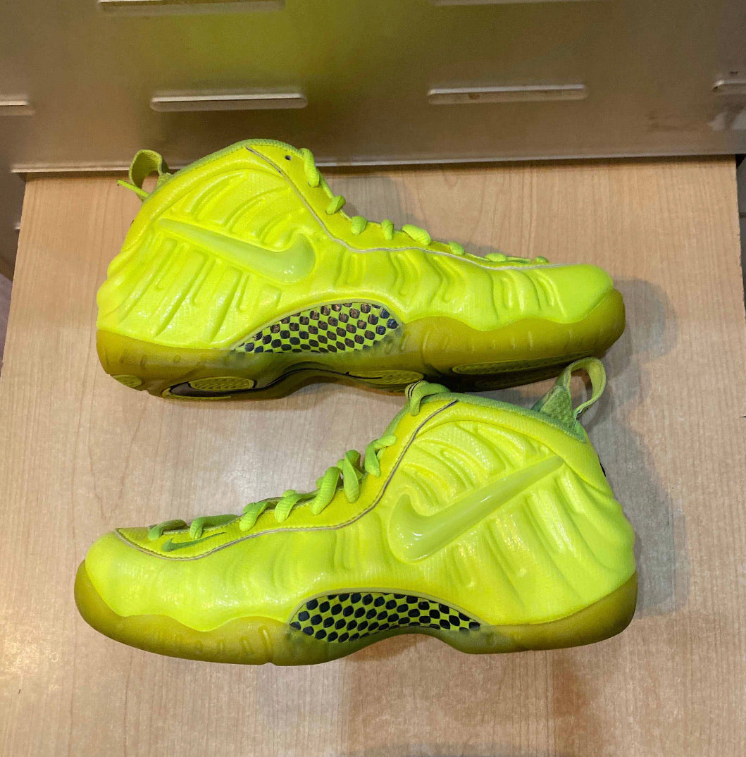 Volt Foams Size 8.5